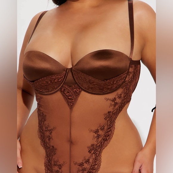 Fashion Nova Other - Chocolate Lace Teddy